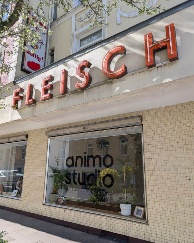 Fleischereien zu Yoga Studios